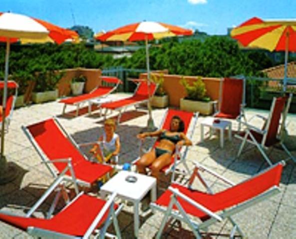 Hotel Peonia Rimini Extérieur photo