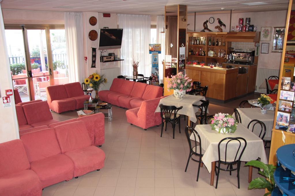 Hotel Peonia Rimini Extérieur photo