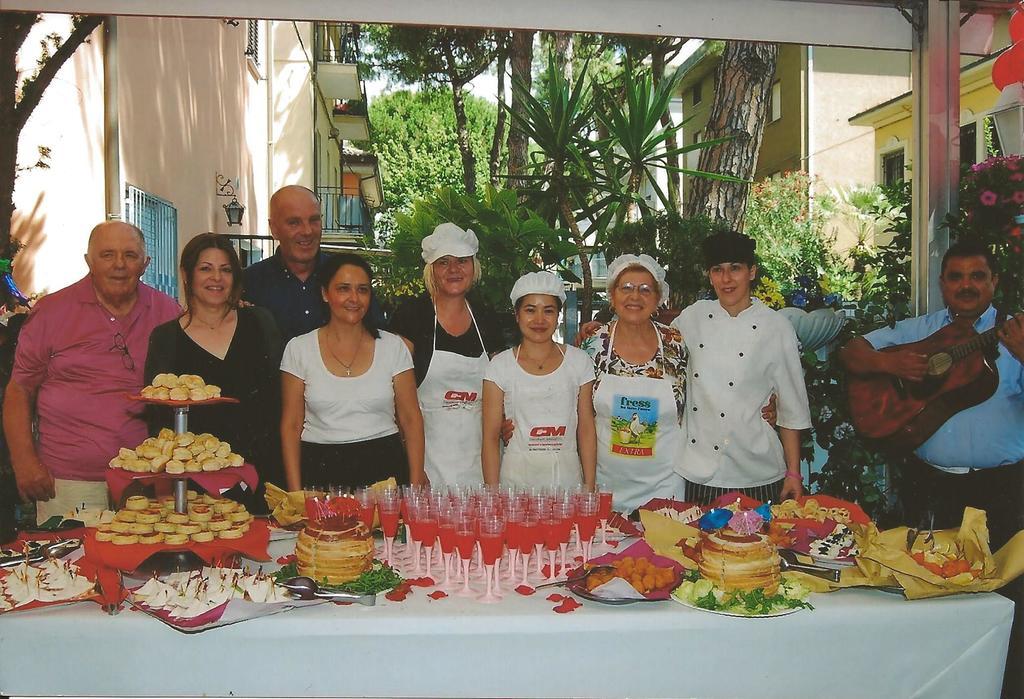 Hotel Peonia Rimini Extérieur photo