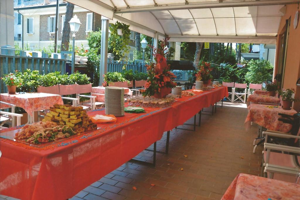 Hotel Peonia Rimini Extérieur photo
